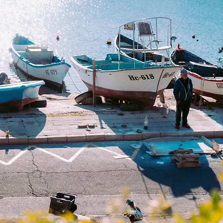 Alenor- Seaview Old ヴィラ