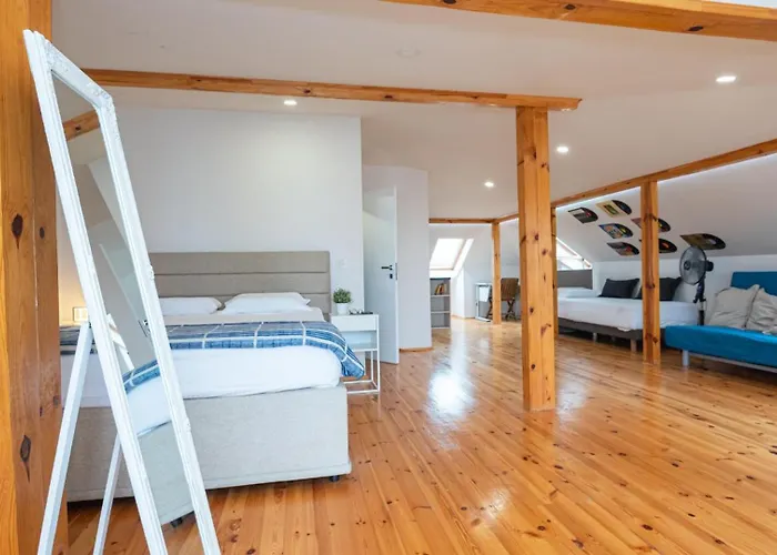 Villa Alenor - Sea Views & Sea Access | Unesco Old Town | Sleeps 8 *